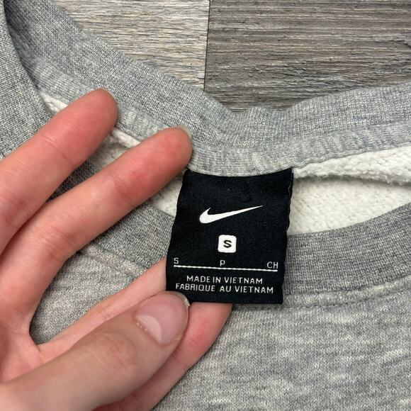 Nike Volleyball Heather Gray Mens S Center Logo Brush Fleece Pullover Sweatshirt - Picture 4 of 10